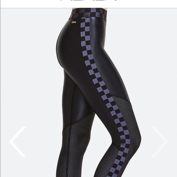 Alala Checkered Set - Picture 4 of 9